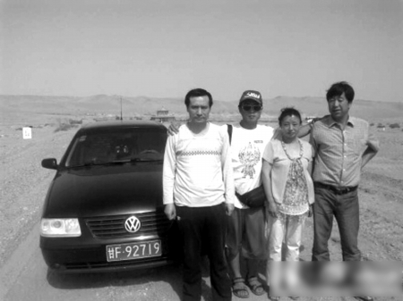 3名大學生畢業旅行分錢不花 25天搭車穿越12省區