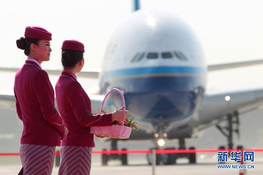 飛翔從此大不同 探訪中國首架空客A380飛機