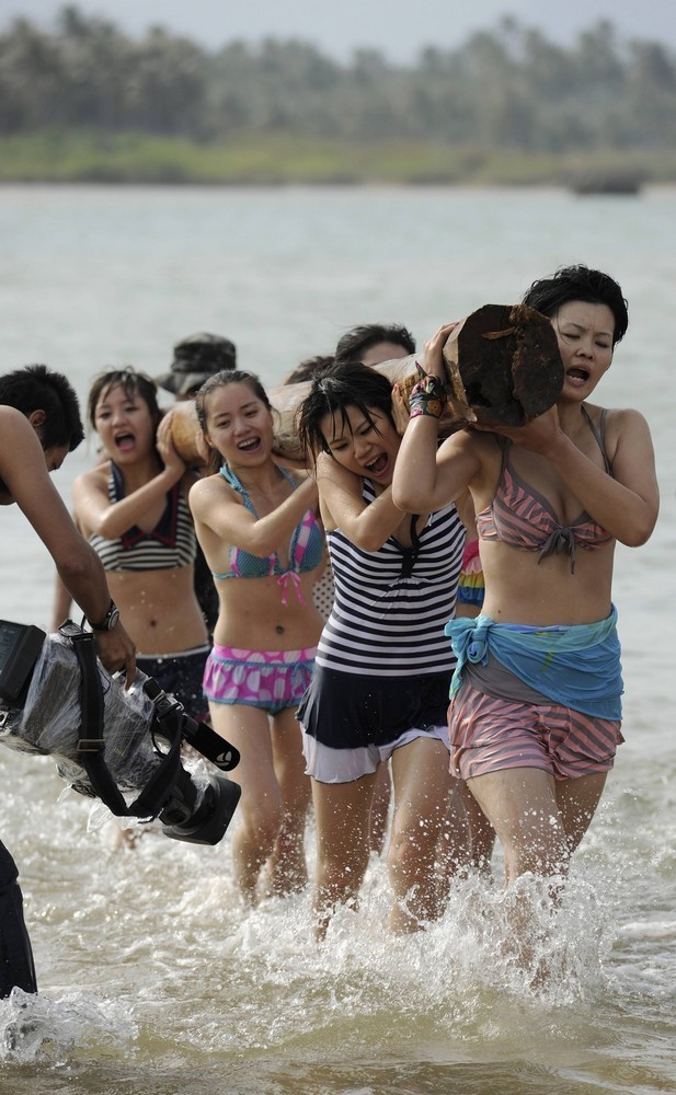 中國女保鏢首次公開進(jìn)行“魔鬼日”極限訓(xùn)練