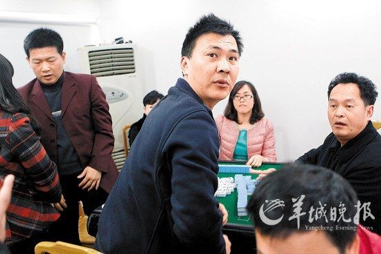 深圳市場監(jiān)管所“麻將所長”被免職 7人正接受調(diào)查