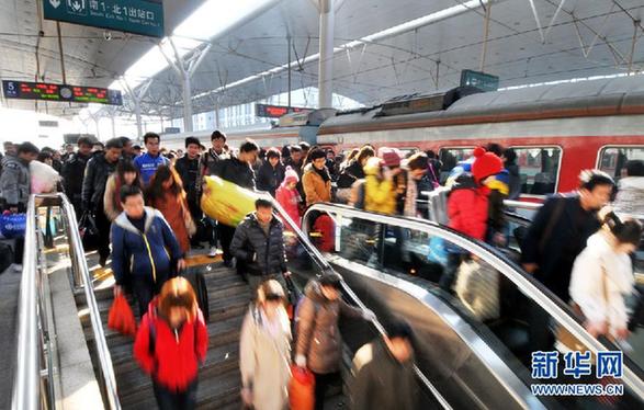 2012鐵路春運今日結束 共發送旅客超2.35億人次