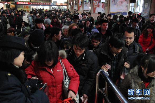 2012鐵路春運今日結束 共發送旅客超2.35億人次