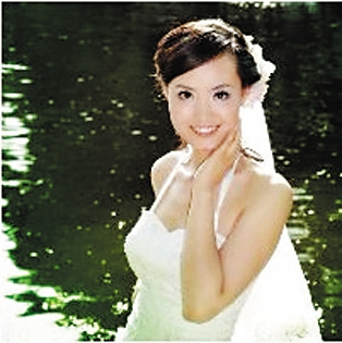 女教師車禍瞬間推開學生 自己被軋雙腿截肢