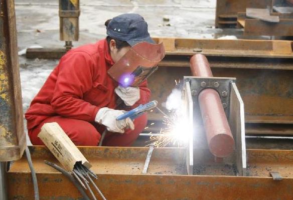 第一份工資，你給誰花了？