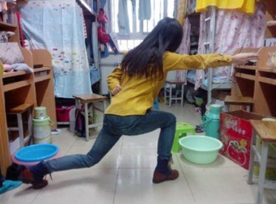 網(wǎng)友總結(jié)航母style動(dòng)作技巧 專(zhuān)家解讀姿勢(shì)含義