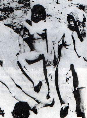 燭光紀(jì)念南京大屠殺75周年 老照片記錄日本獸性