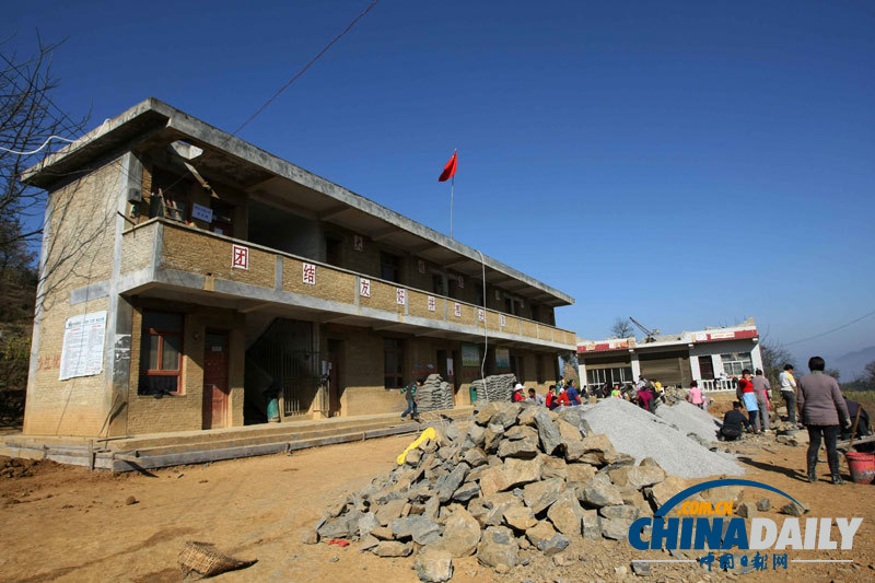 別樣感動(dòng)：走進(jìn)大山中的農(nóng)村小學(xué)