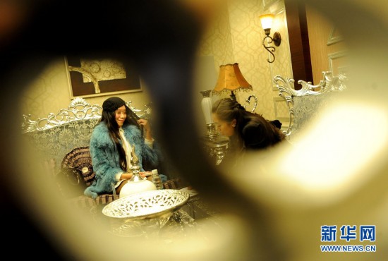 億萬富豪相親先進行面試 看外貌再考切土豆絲