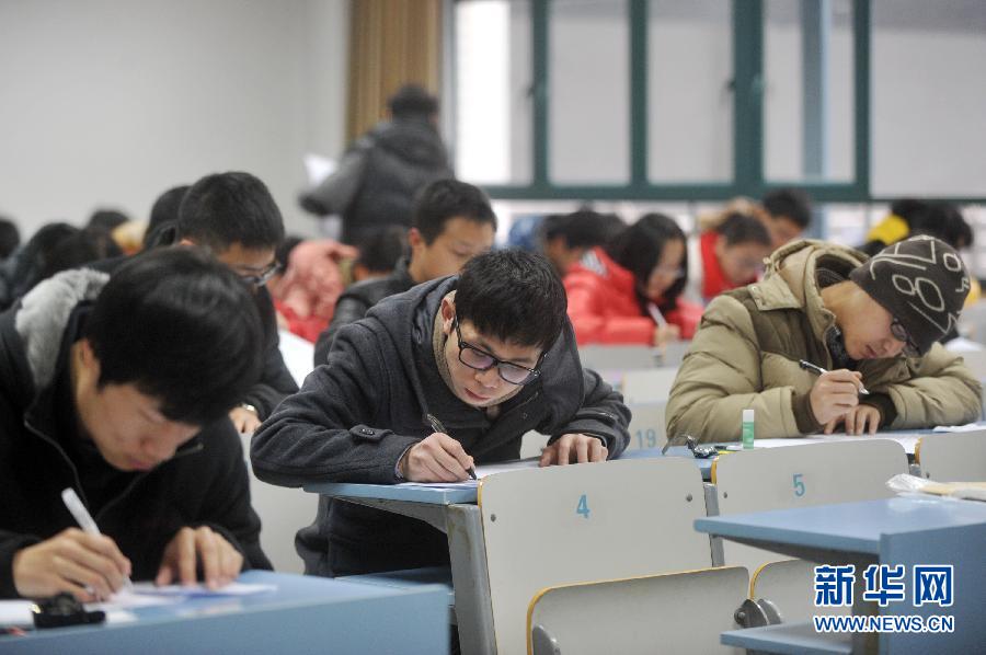 新聞鏡頭：“考研熱”背后是“就業難”？