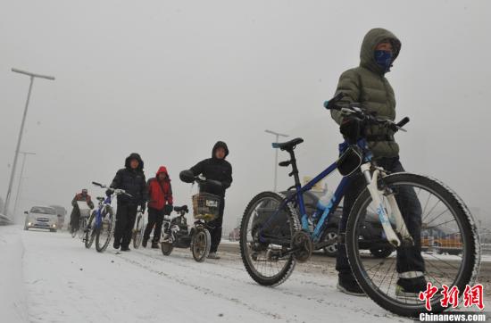 環(huán)保部:12日空氣污染最嚴(yán)重前10位城市 石家莊第一