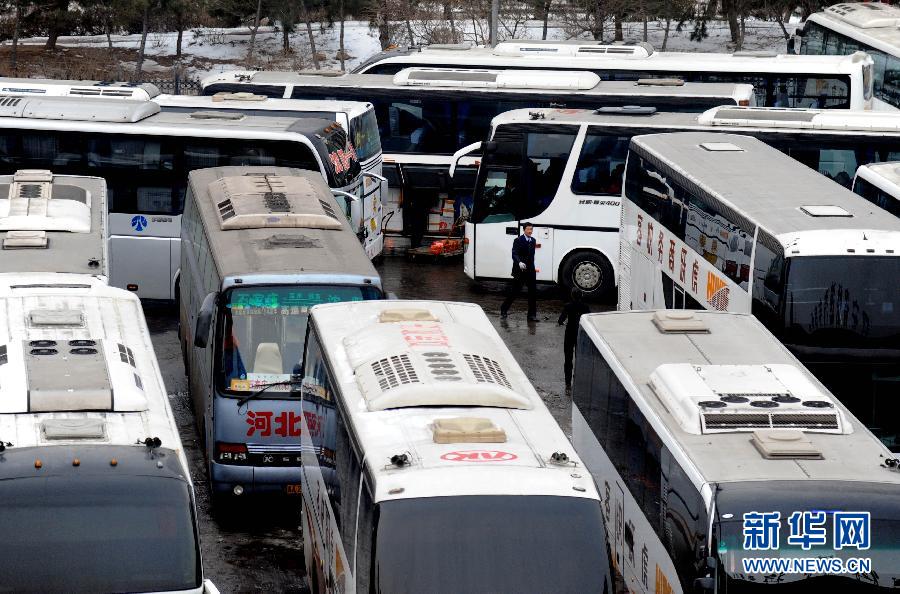 春節臨近 全國多地迎來節前春運客流高峰
