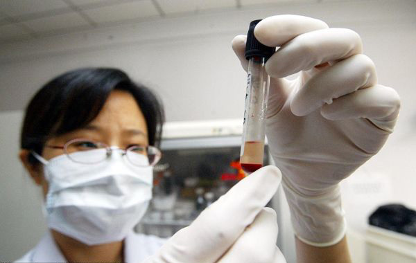 婚姻脆弱催熱親子鑒定 滴血認親一再上演