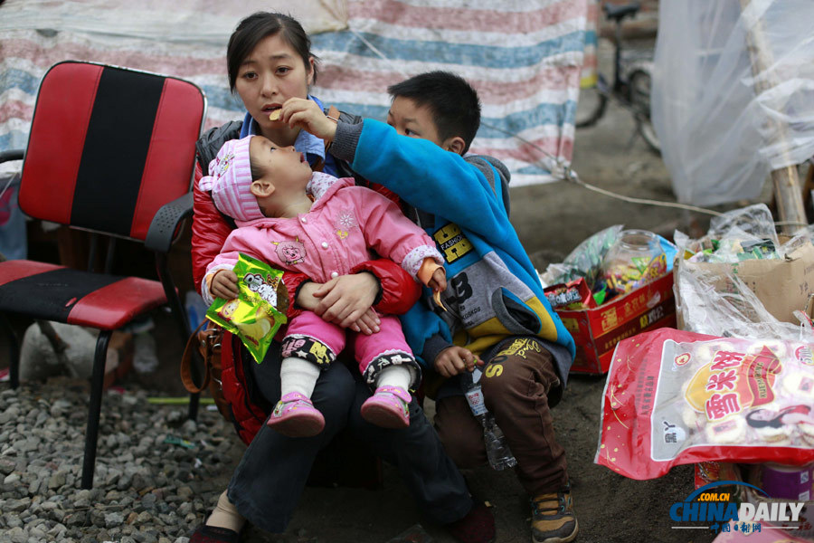 中國日報記者直擊地震重災區龍門鄉青龍場村