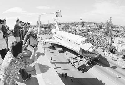 神舟十號飛船將擇機(jī)發(fā)射 天地往返工具成就太空傳奇