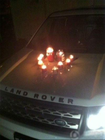 北大校花學(xué)歷造假遭圍觀 豪車生活照曝光(圖)