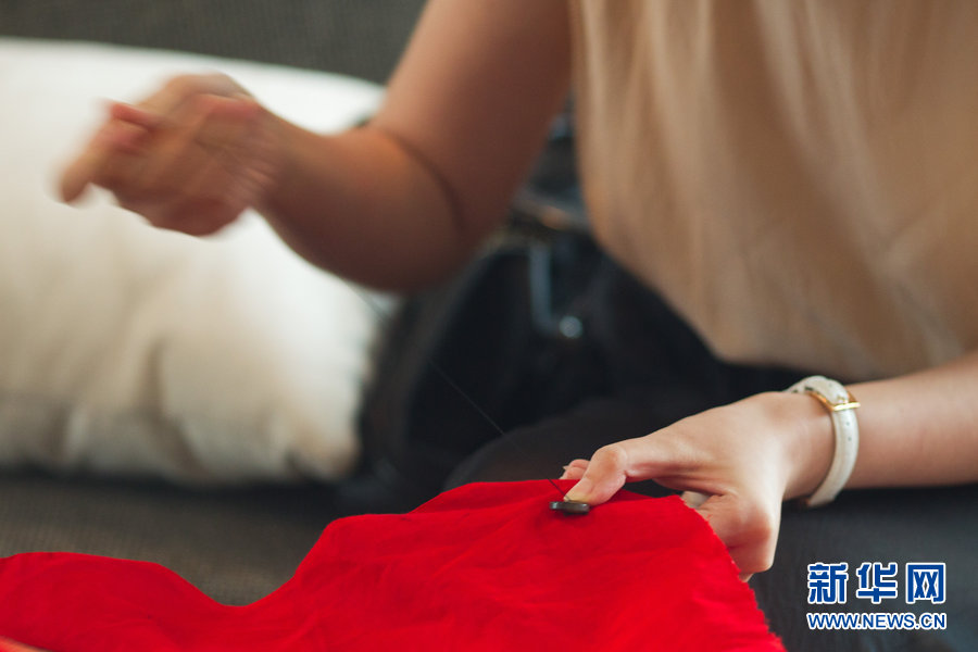 富豪相親如選妃 處子身家務勤形象佳