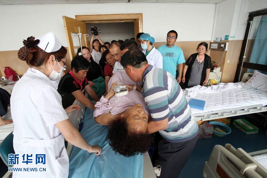 山東濰坊“暴走媽媽”捐腎救子