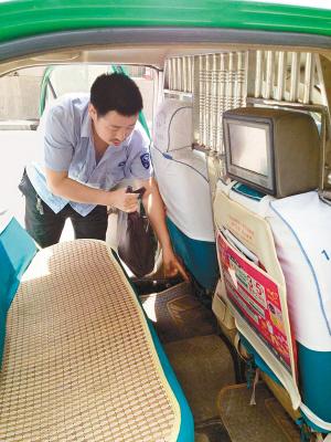 小偷拿走一萬元現金 發短信送還失主重要資料