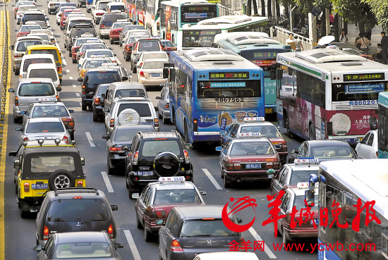 深圳高清電子警察上崗 違章動作通通見光