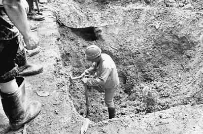 深圳今年連發9起地陷致6死 如何逃離