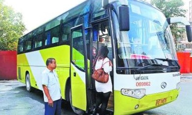 北京定制公交班車調查受熱捧 首日近萬人預約