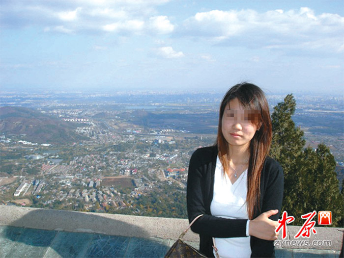 高清：鄭州街頭流浪少女不接受救助 面容姣好曾留學(xué)新加坡