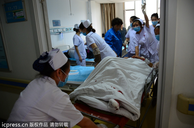 蘭州一客車發生側翻 致5死14傷