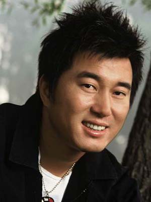 韓紅連續3次違反交規引圍觀 揭違法明星