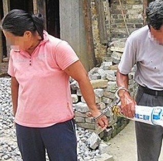 大媽山坡賣淫20元一次 老年人性工作者近年來不少見（組圖）