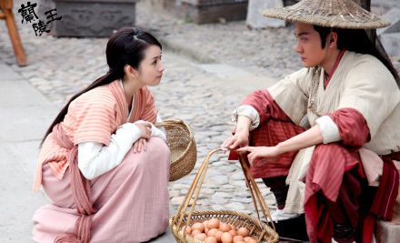 “蘭陵王”馮紹峰林依晨幕后賣萌耍帥 吻戲曝光