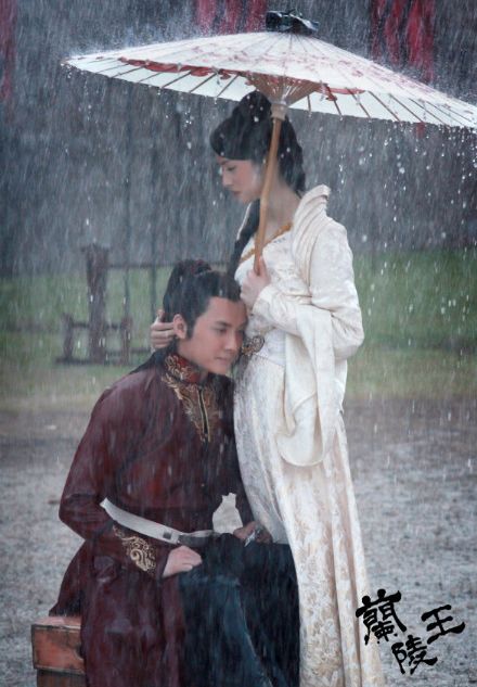 “蘭陵王”馮紹峰林依晨幕后賣萌耍帥 吻戲曝光