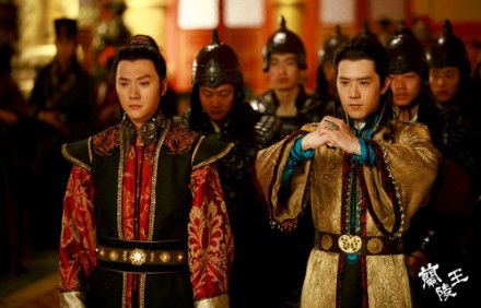 “蘭陵王”馮紹峰林依晨幕后賣萌耍帥 吻戲曝光