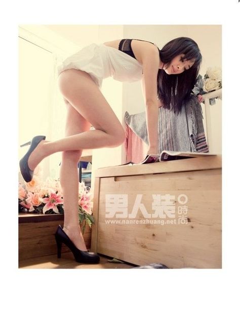 南笙妹妹變欲女惹爭議 圖揭女星重口味《男人裝》封面