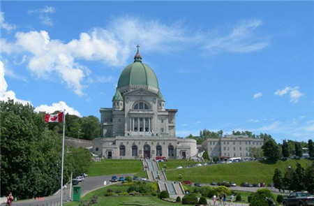 出國(guó)留學(xué) 各國(guó)學(xué)費(fèi)一覽