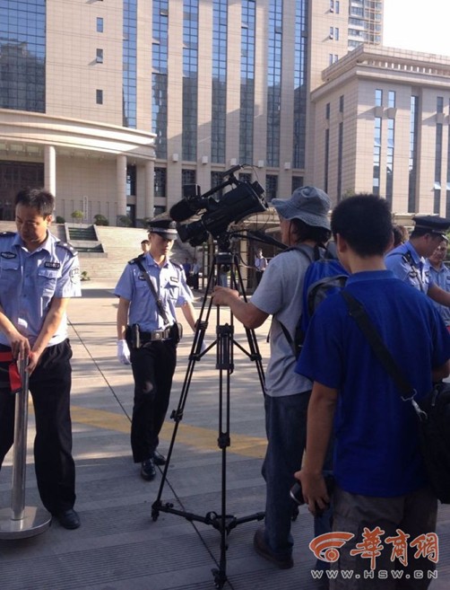 “表哥”被訴受賄25萬元 504萬存款來源不明