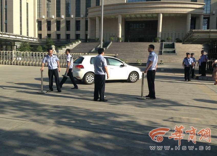 “表哥”被訴受賄25萬元 504萬存款來源不明