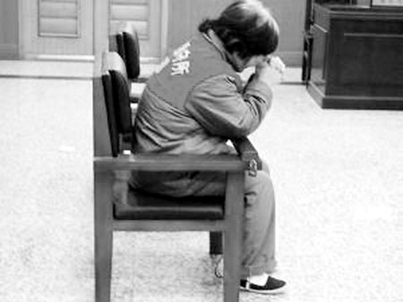 42歲女子戀愛謊稱23歲 朋友知其秘密慘遭殺身之禍