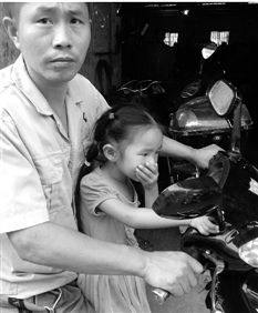 組圖：浙江19名小學生流鼻血近百人嘔吐 矛頭指向附近工廠