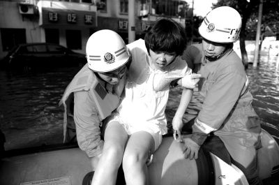 余姚否認抗災遲鈍:68個西湖的水非人力可解決(圖)