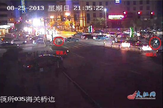 被劫者和劫匪相見恨晚　共攜女友組團搶劫(圖)