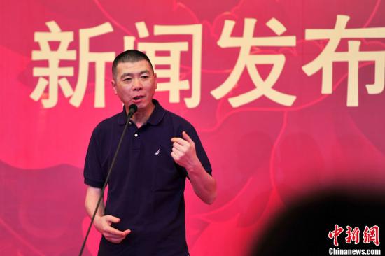 馮小剛否認(rèn)說過由著性子辦春晚：我沒傻到那種程度