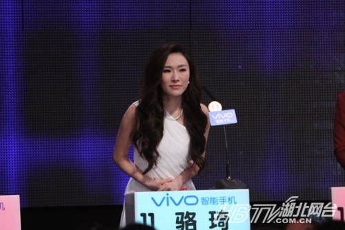 孟非罕見發飆 當場轟“奇葩哥”下臺：這個舞臺我說了算