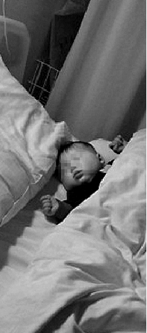 小夫妻與售票員因座位發(fā)生爭吵遭圍毆 百天女兒頭部被打