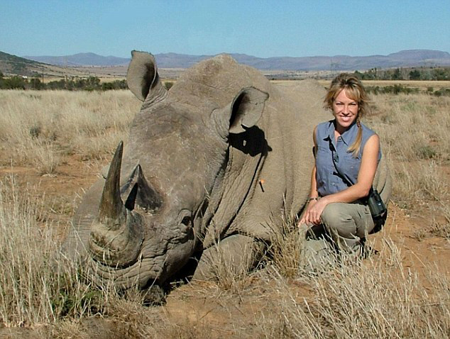 美女獵人射殺超70種動物 堅稱獵殺為保護(hù)