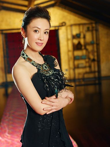 大媽秀腹肌驚呆網友 娛樂圈不老女神大盤點/圖