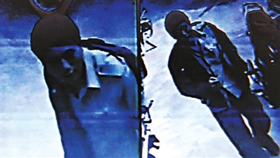 云南“巧家爆炸案”一審宣判兩被告死刑 兩被告當庭向受害人磕仨響頭