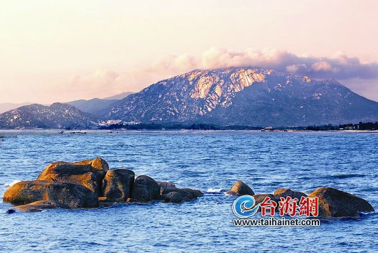 鼓浪嶼上空現(xiàn)海市蜃樓 專家：疑是平流霧造成錯(cuò)覺(jué)