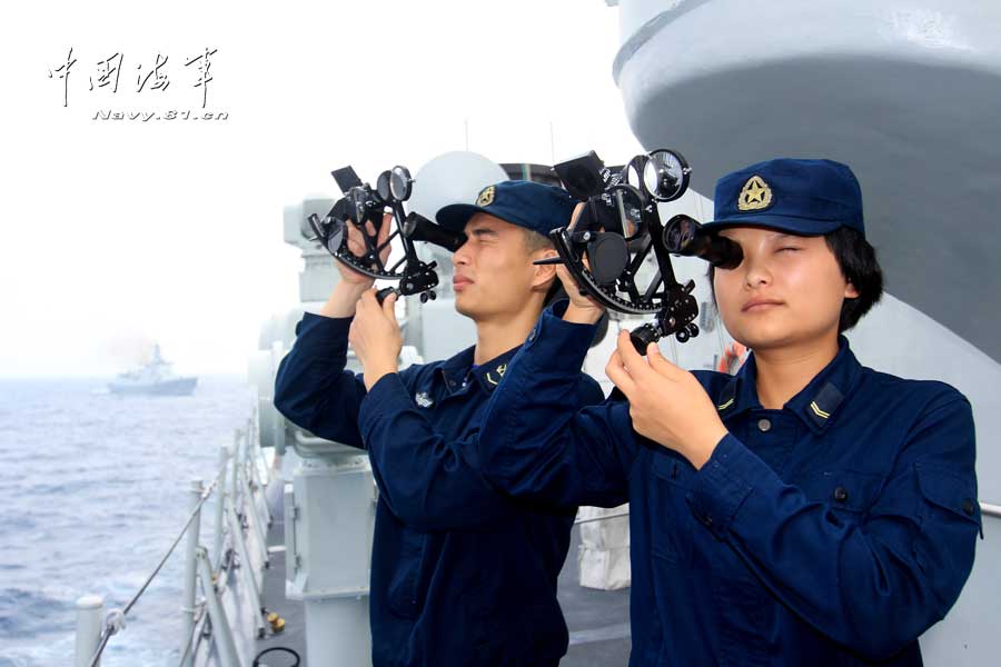 高清：中國海軍亮劍南海 各式武器開火猛攻