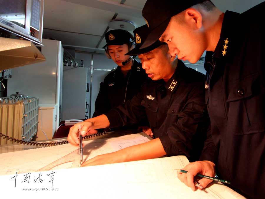 高清：中國海軍亮劍南海 各式武器開火猛攻