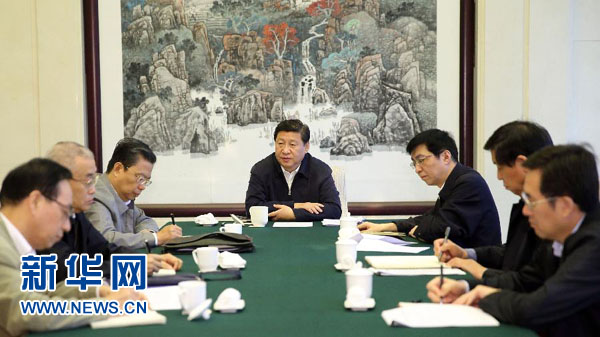 中共中央政治局常委到第一批黨的群眾路線教育實踐活動聯系點出席指導專題民主生活會